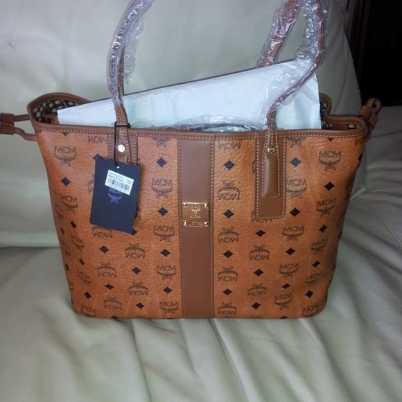 Meet your Posher, Yolanda - Picture 10 of 16